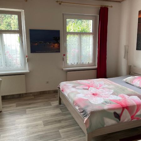 Ferienwohnung Mit Terrasse - Insel Usedom Trassenheide Exteriör bild